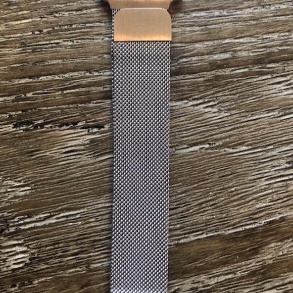 Apple Watch Bands- 38/40mm Mesh/Metal Bands - Picture 3 of 6